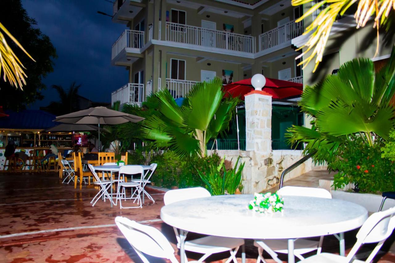 Three Kings Hotel Vertieres Esterno foto
