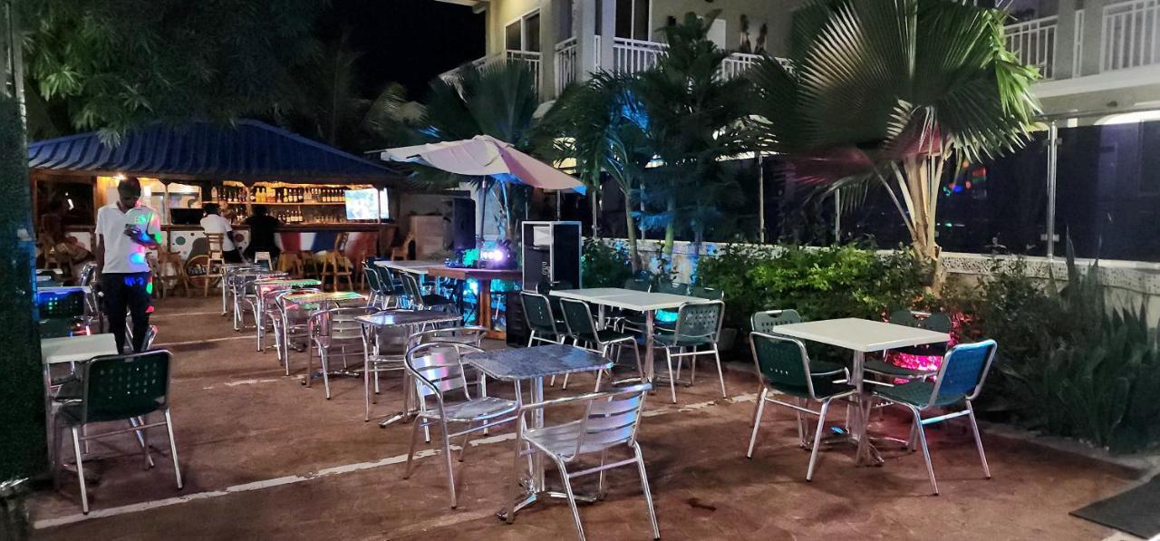 Three Kings Hotel Vertieres Esterno foto